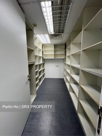 15 HONGKONG STREET (D1), Office #610333221